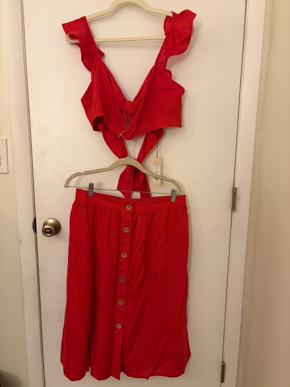 BCBGeneration Red Button-Front A-Line Midi Skirt set